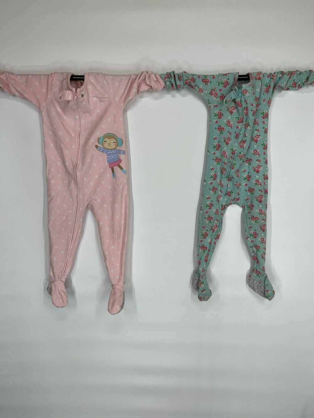 Carter’s Bundle Lot of 2 One-Piece Sleepers 24 M